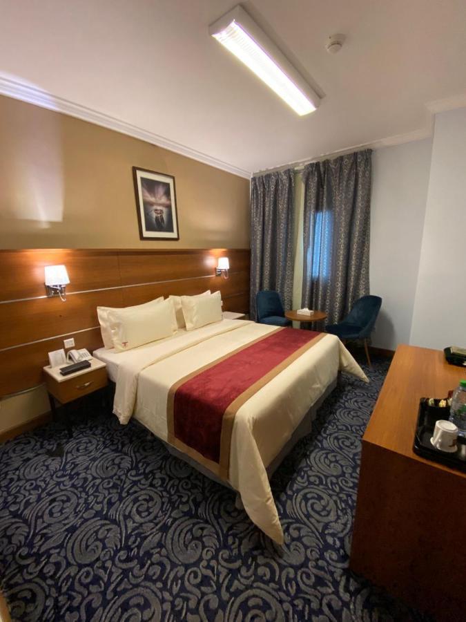 ซารายา ทาบา โฮเต็ล Hotel Medina ภายนอก รูปภาพ